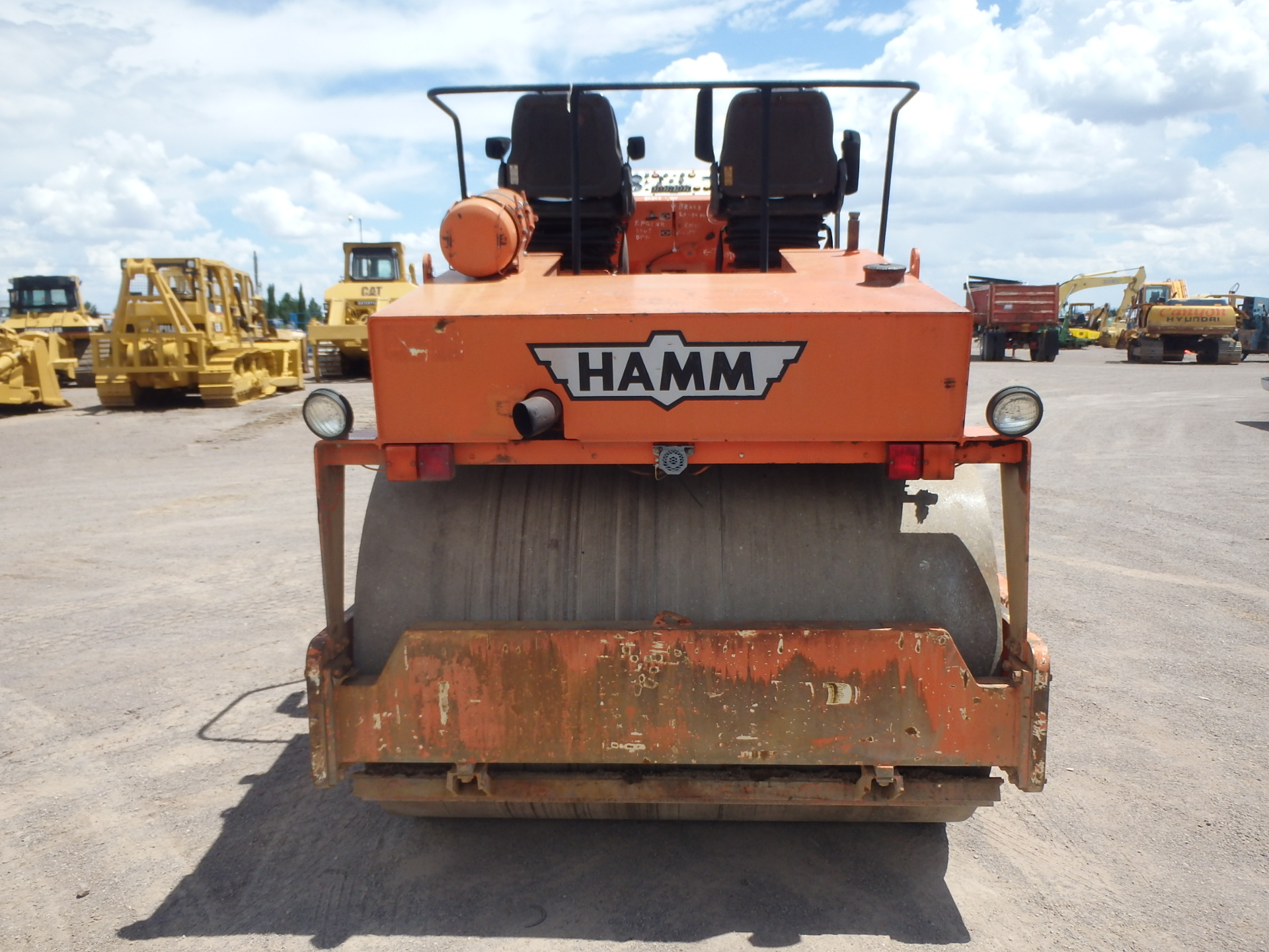 COMPACTADOR HAMM  HD85C